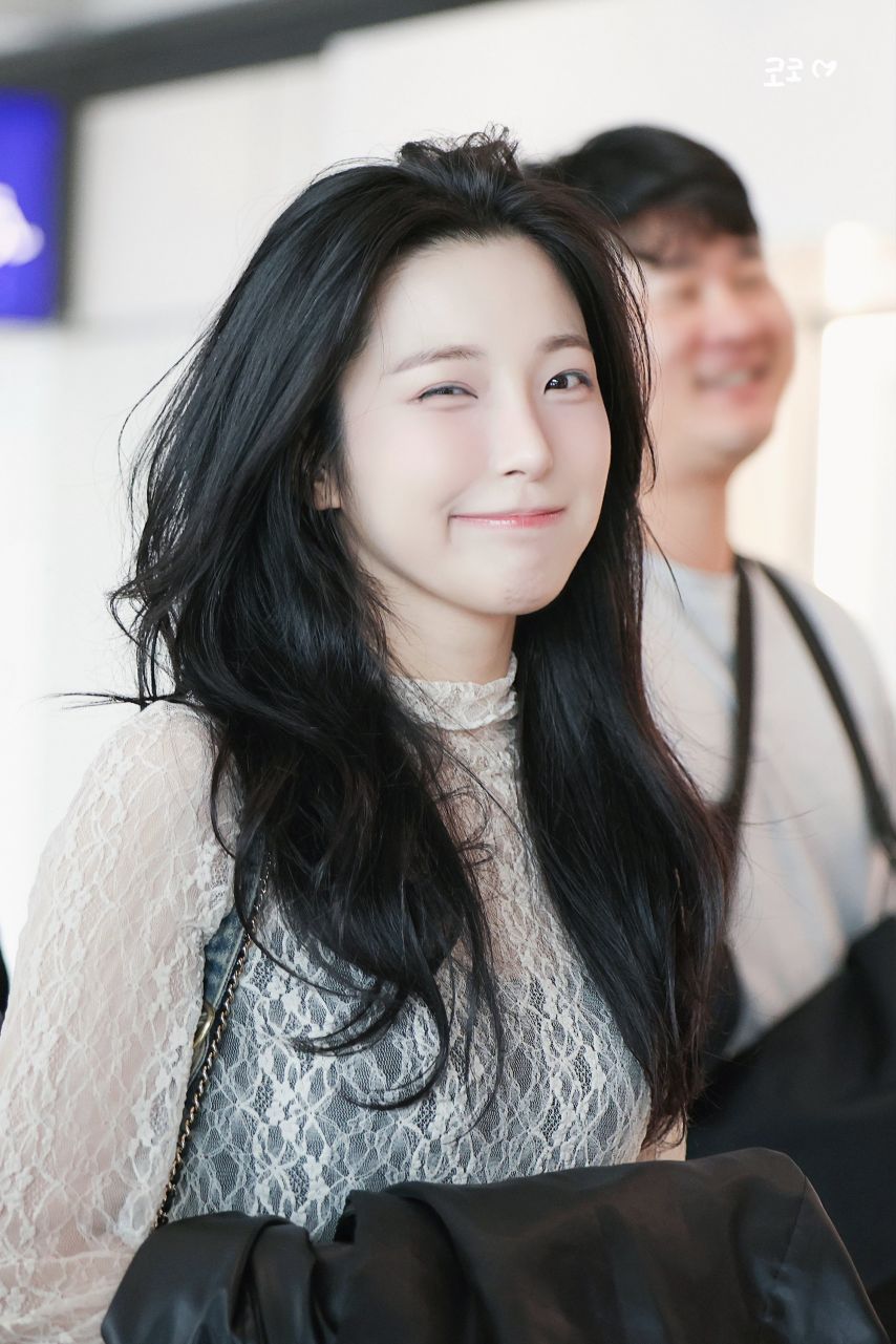 프로미스나인 백지헌