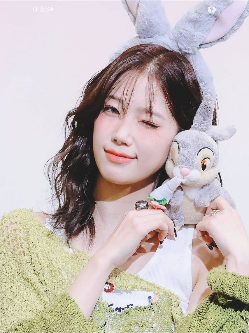 LE SSERAFIM (르세라핌) 카즈하