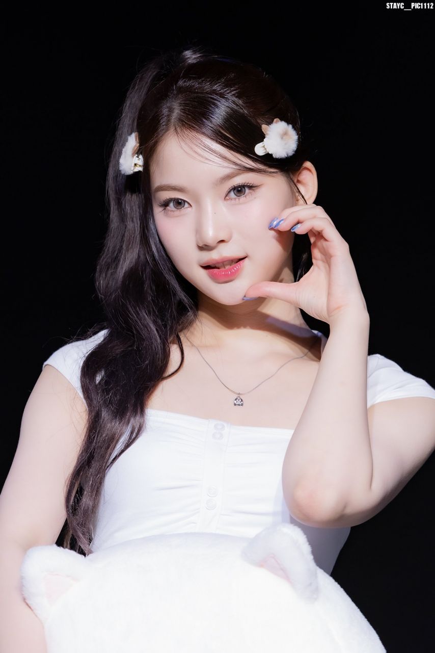 스테이씨 아이사
