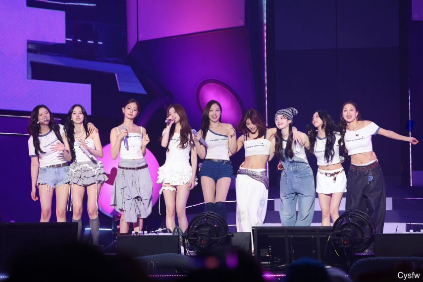 트와이스 251018 10주년 팬미팅