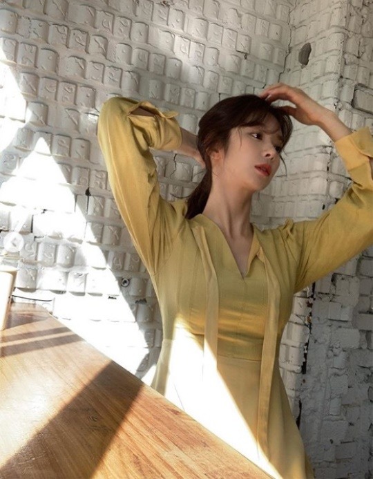 목이 길어 슬픈 이주빈