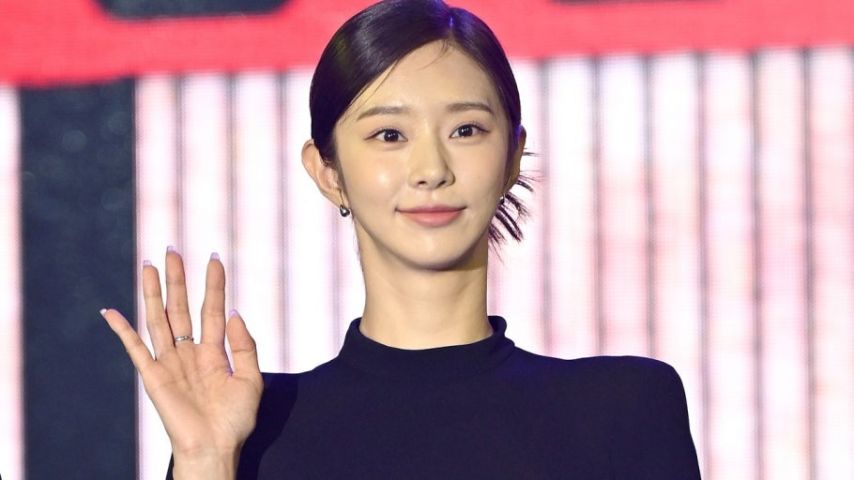 목이 길어 슬픈 이주빈