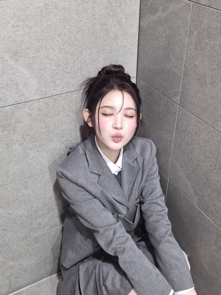 하츠투하츠 에이나