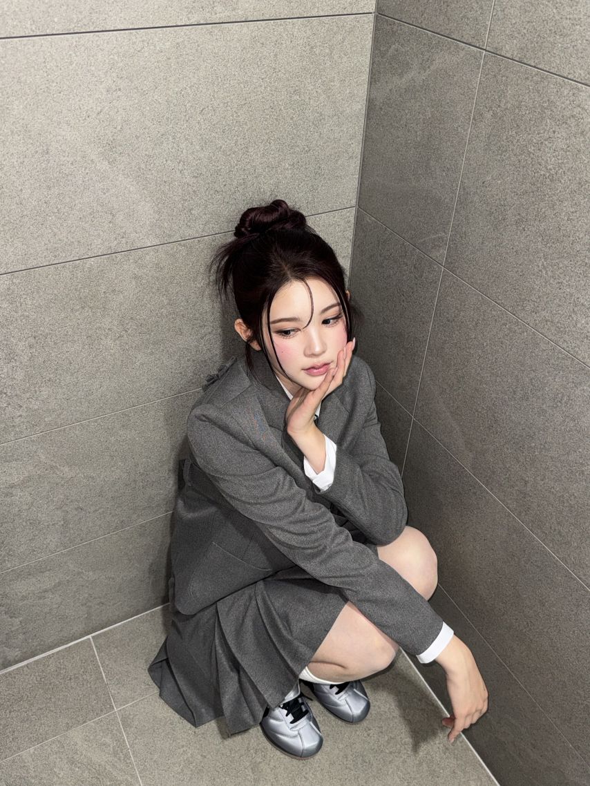 하츠투하츠 에이나