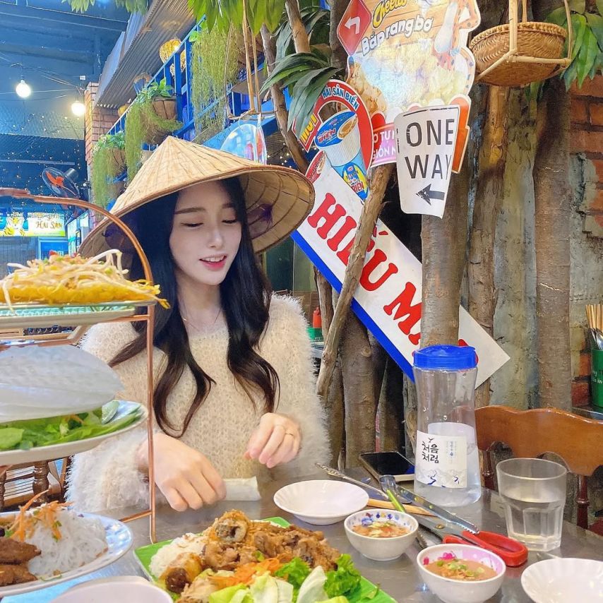 지유나