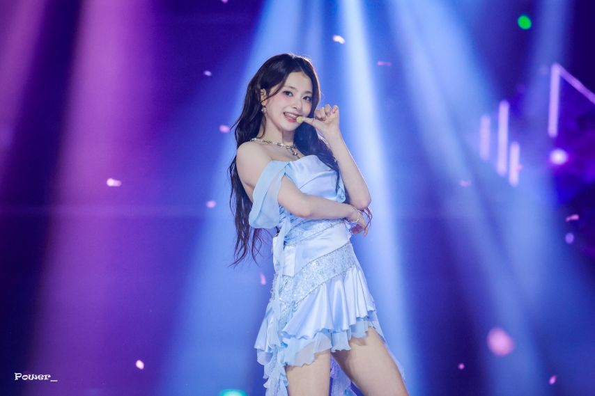 프로미스나인 이나경