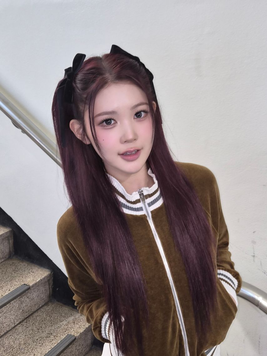 하츠투하츠 에이나