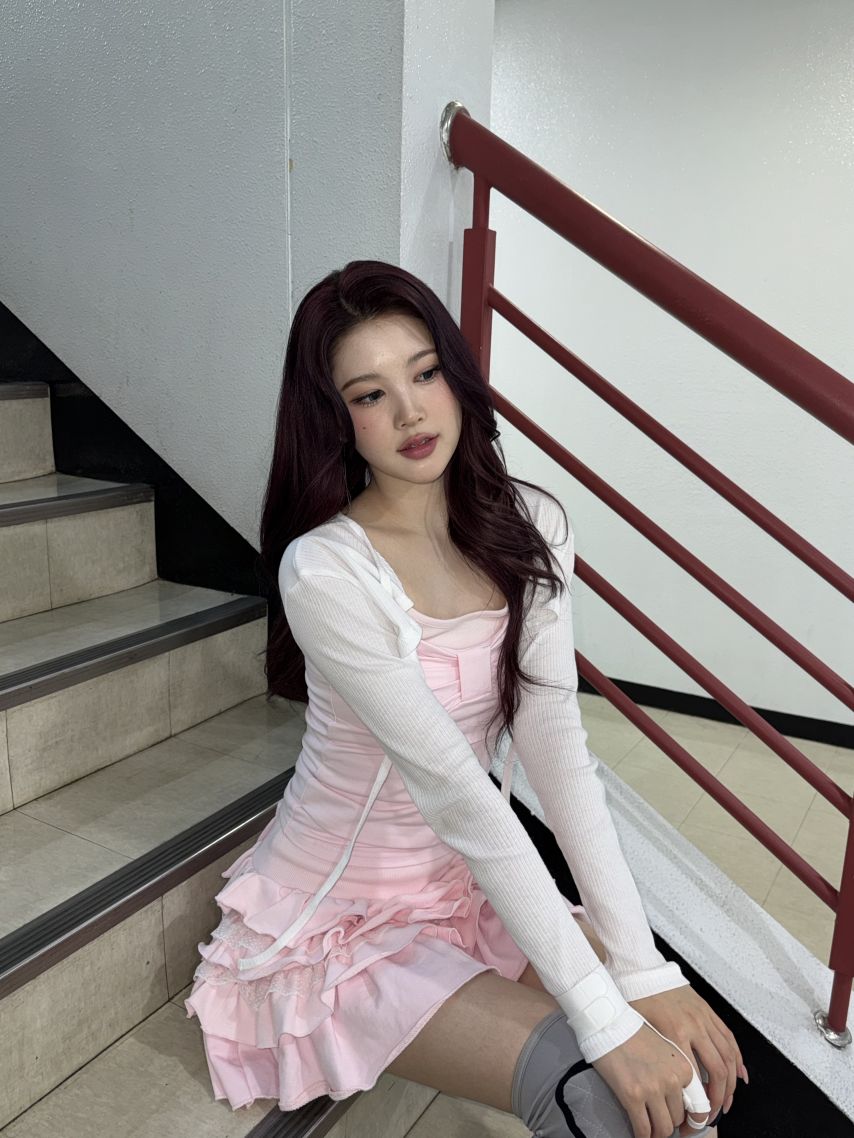 하츠투하츠 에이나