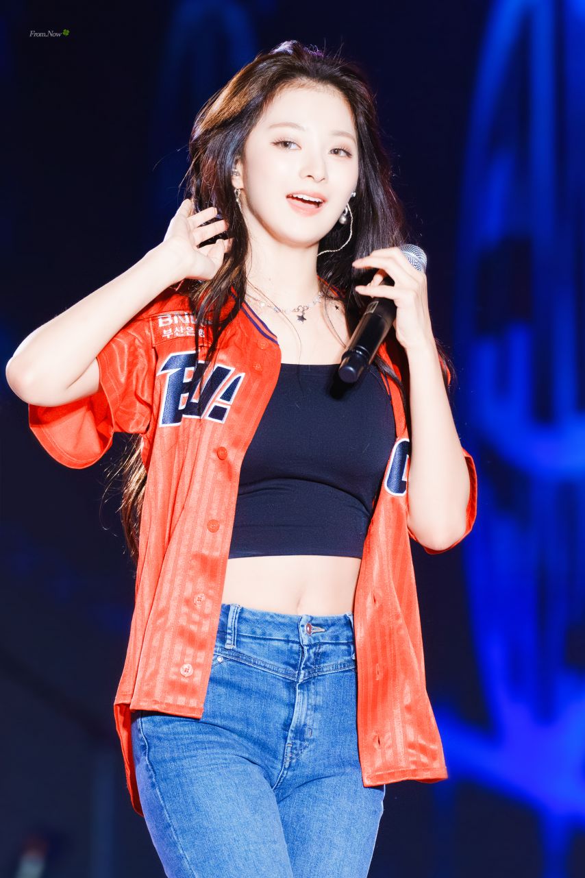 프로미스나인 이나경