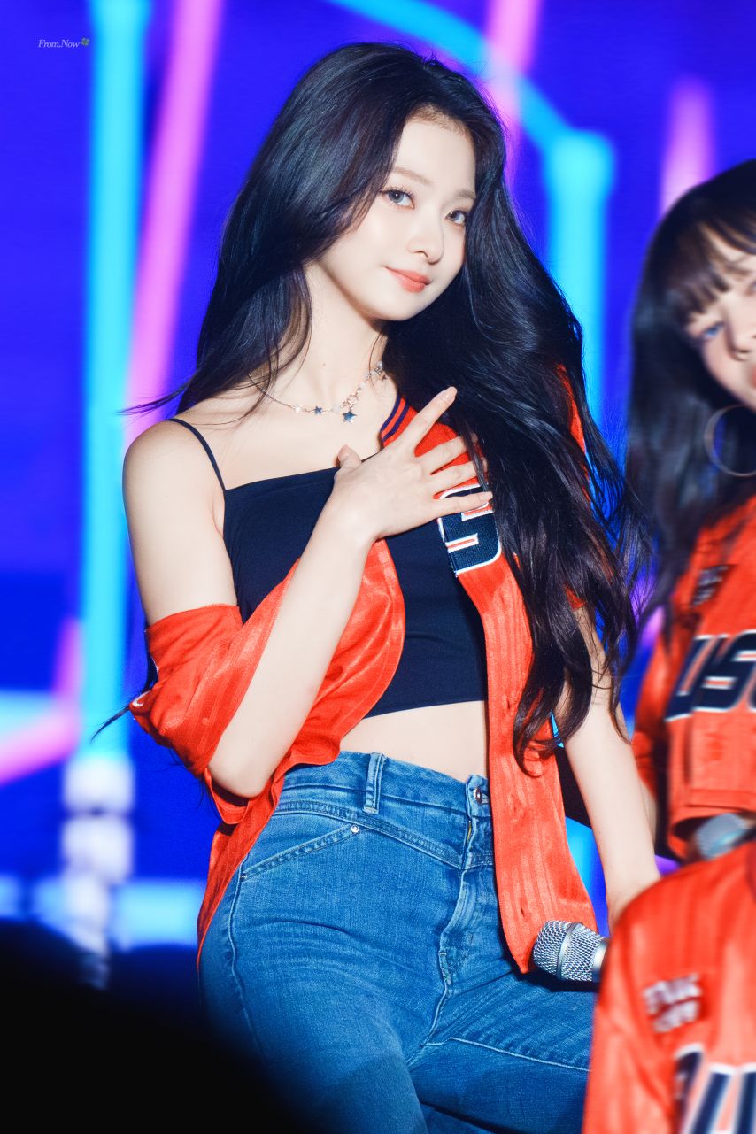 프로미스나인 이나경