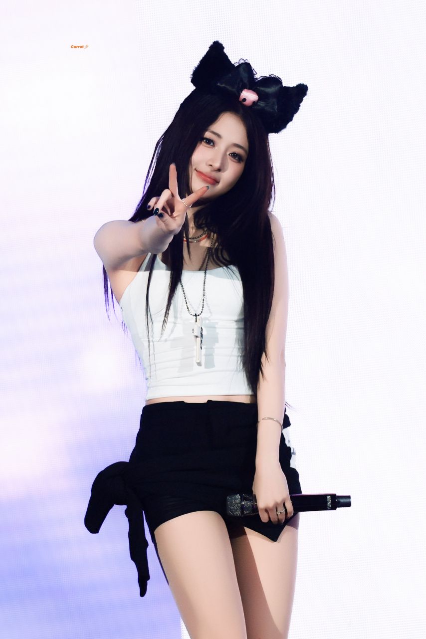 르세라핌 허윤진