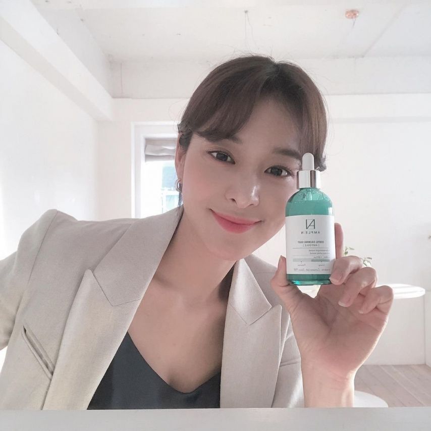 배우 설인아