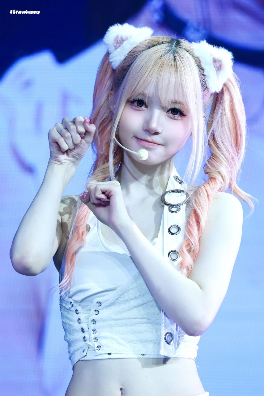 트리플에스 김채원