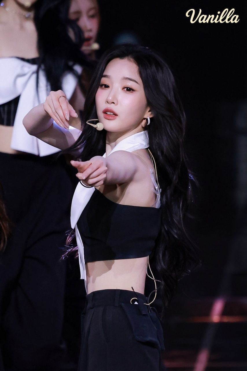 트리플에스 김채원 김유연