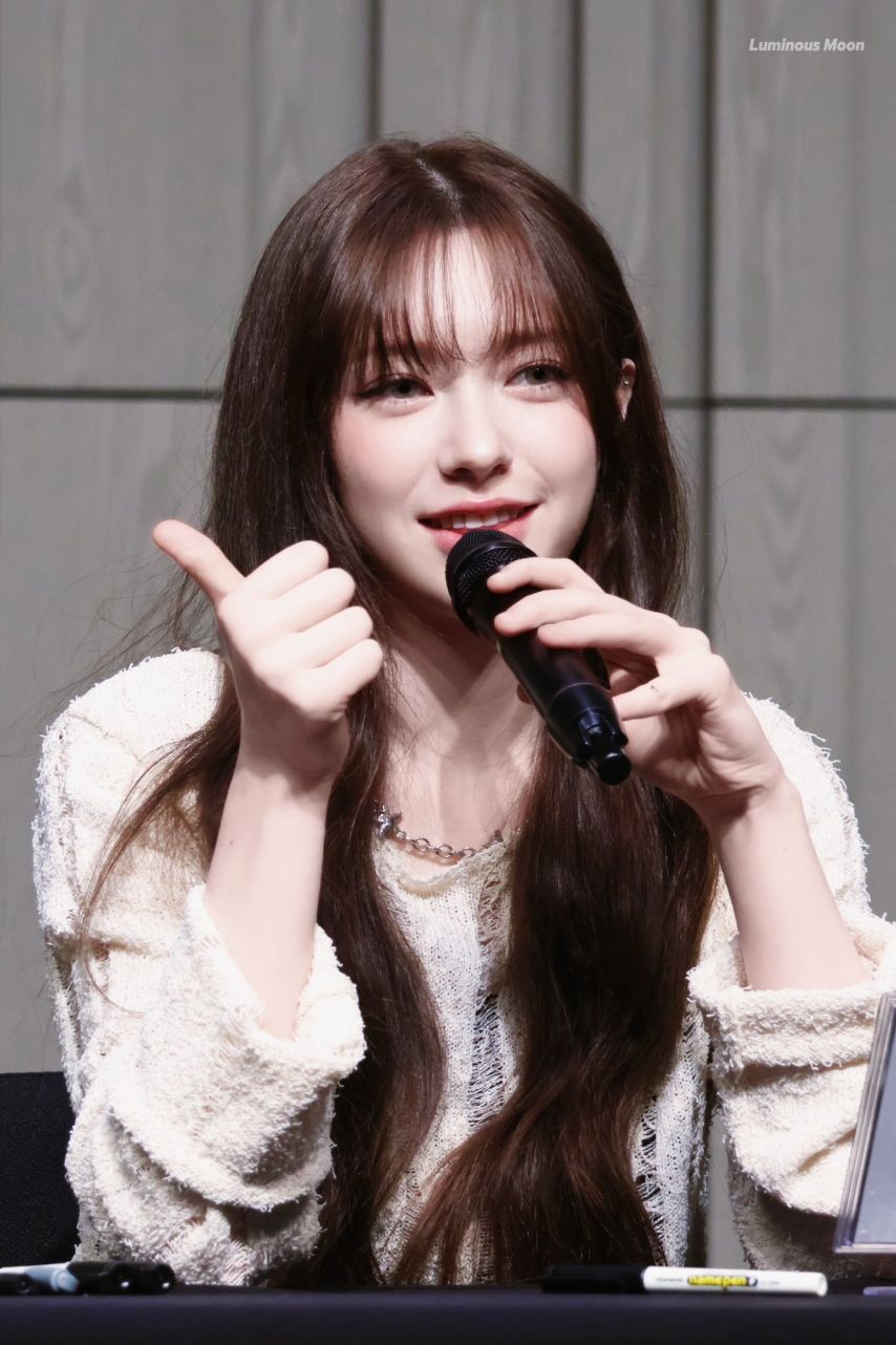 피프티피프티 문샤넬