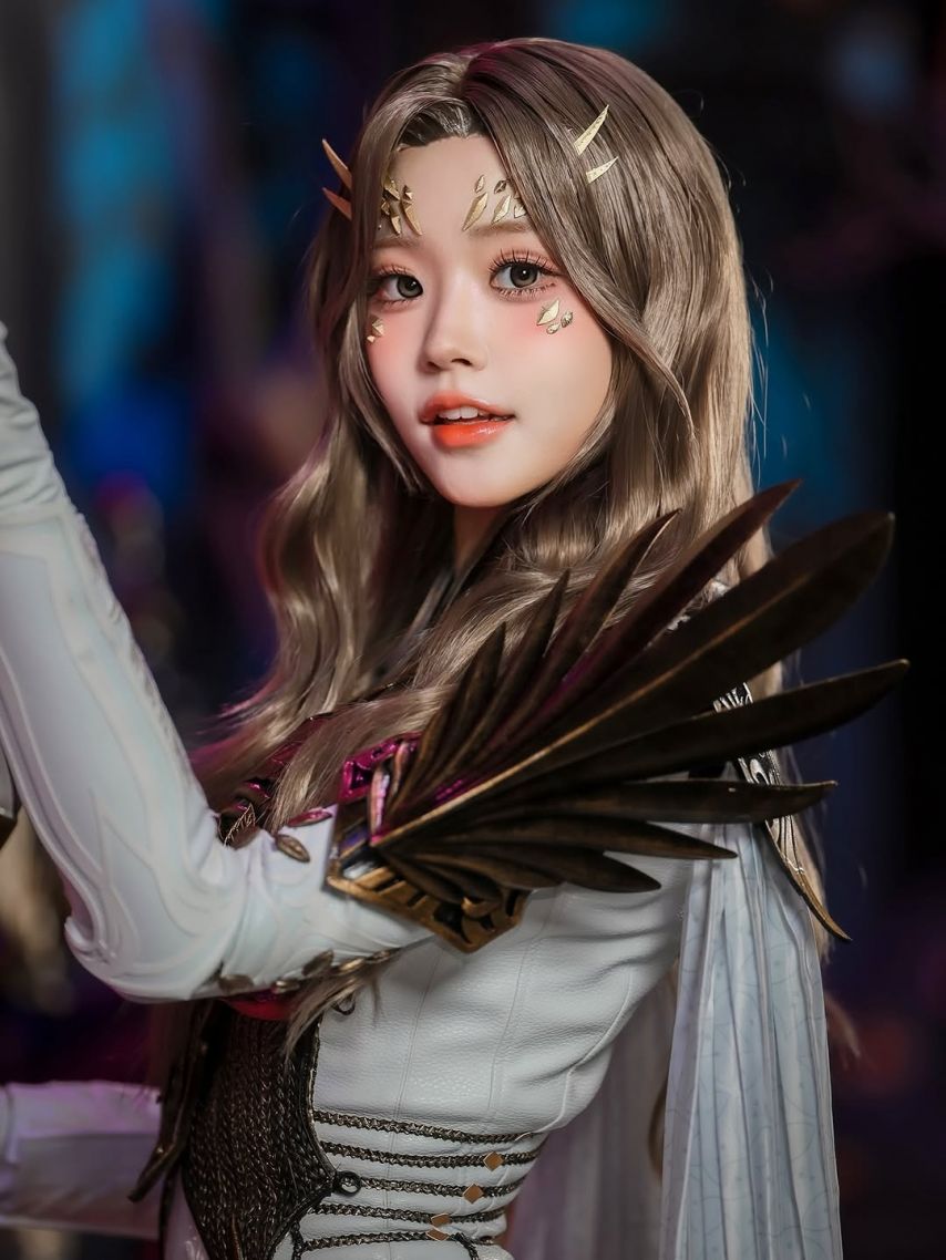 홍지은