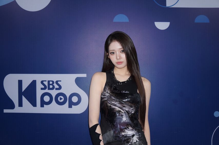 베이비몬스터 로라