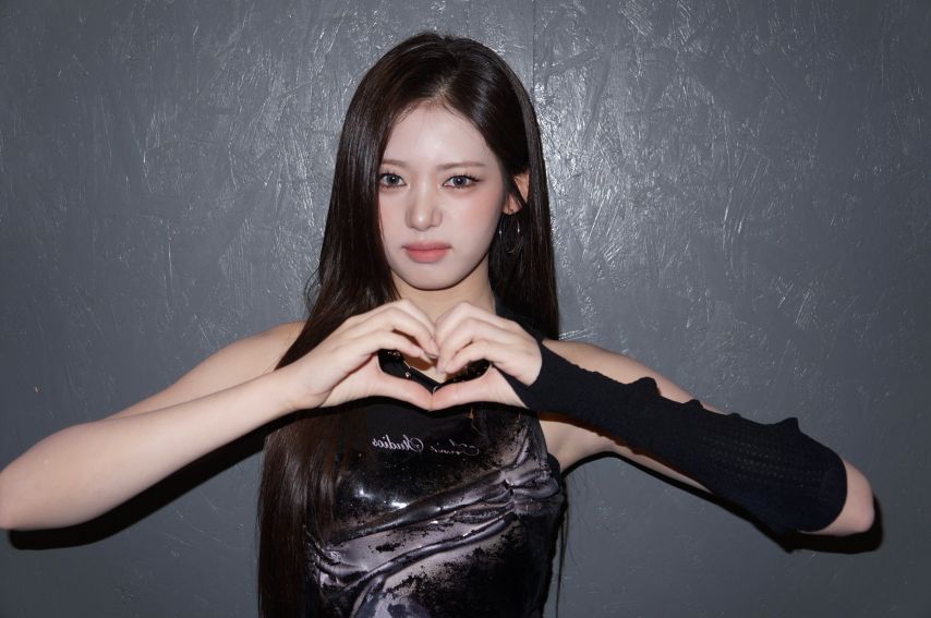 베이비몬스터 로라