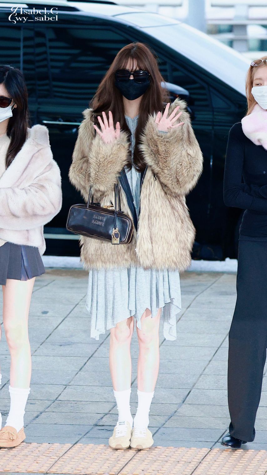 장원영 리즈 (아이브) 출국