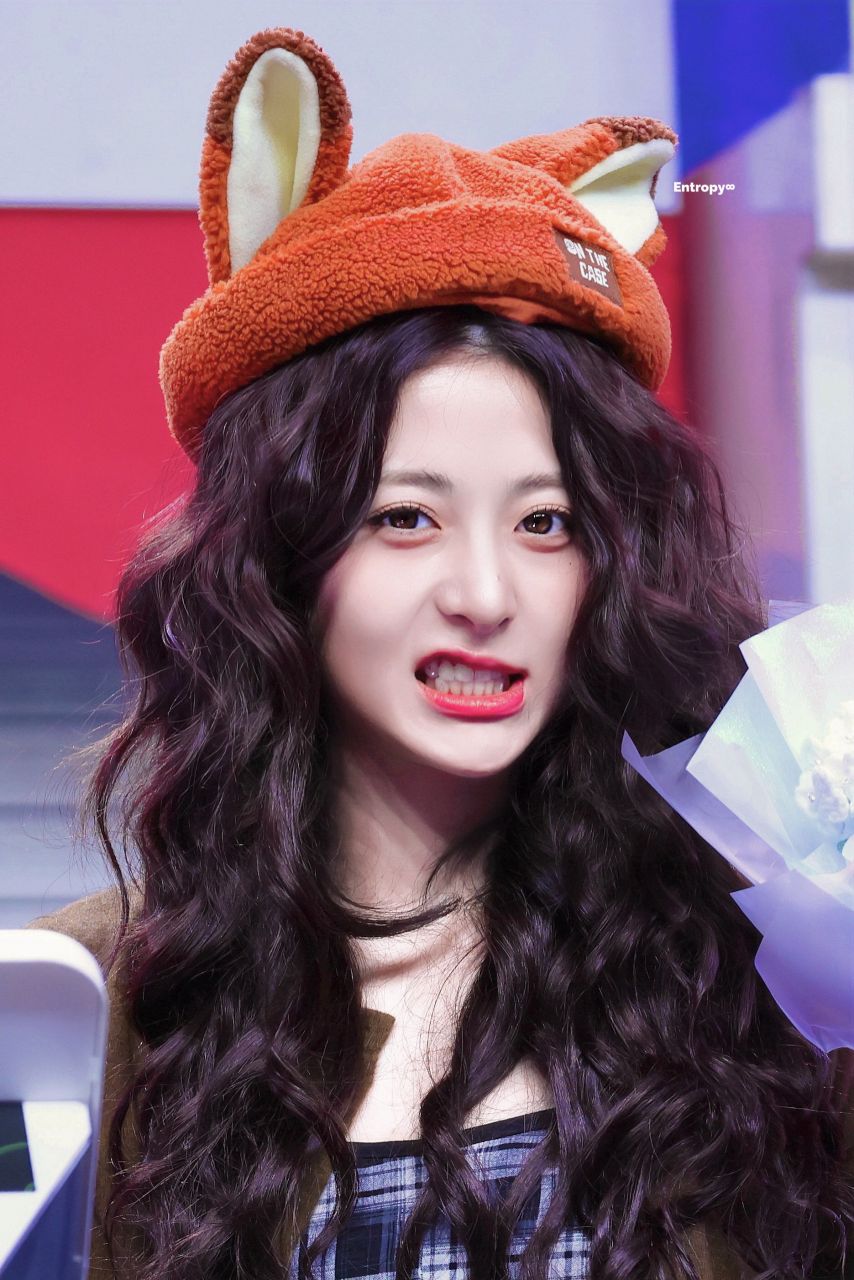 르세라핌 허윤진