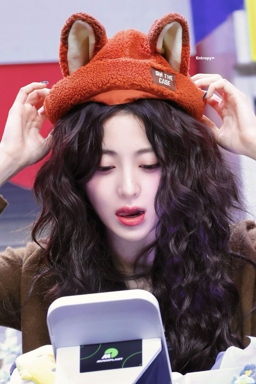 르세라핌 허윤진
