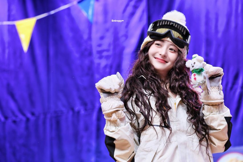 르세라핌 허윤진