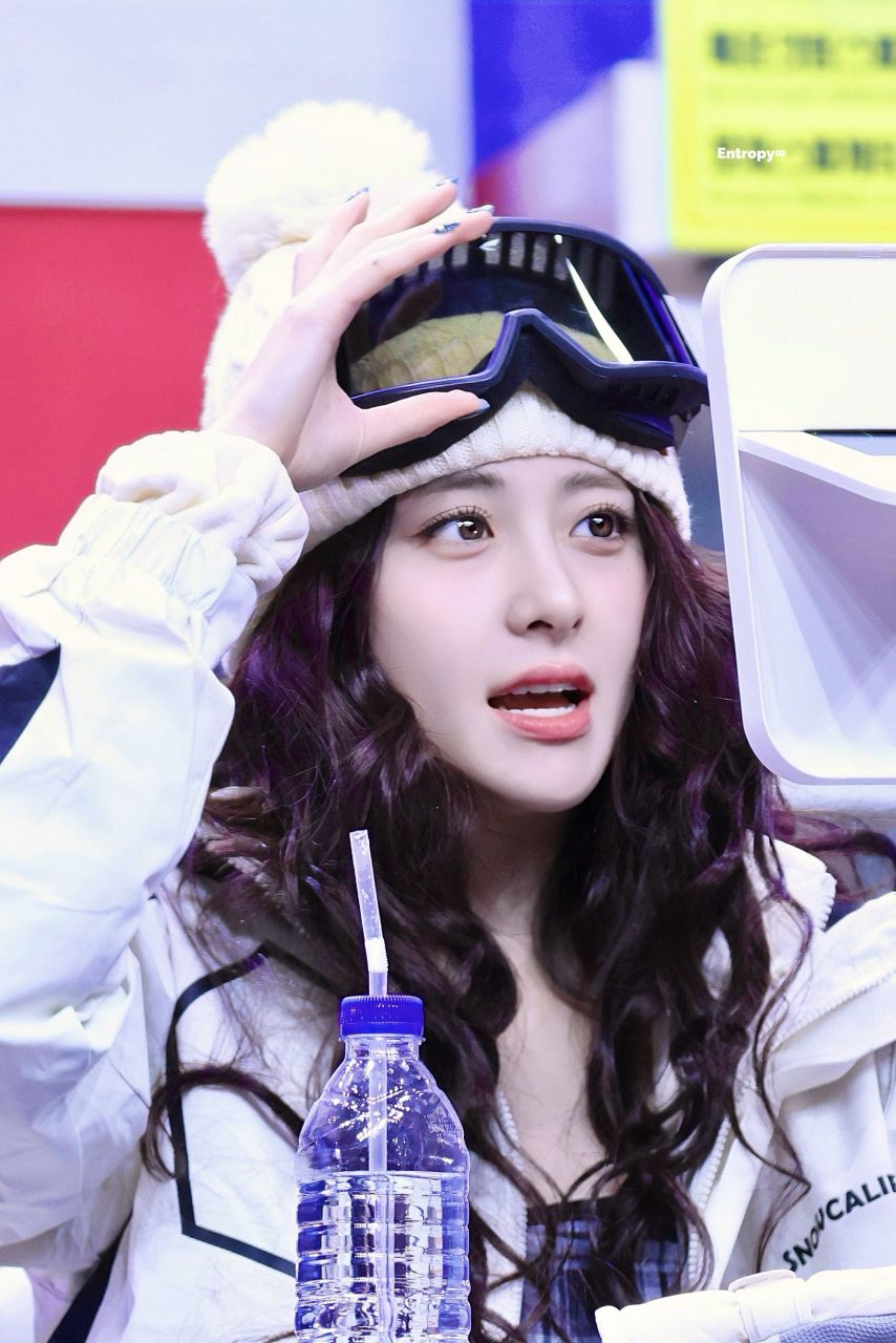 르세라핌 허윤진