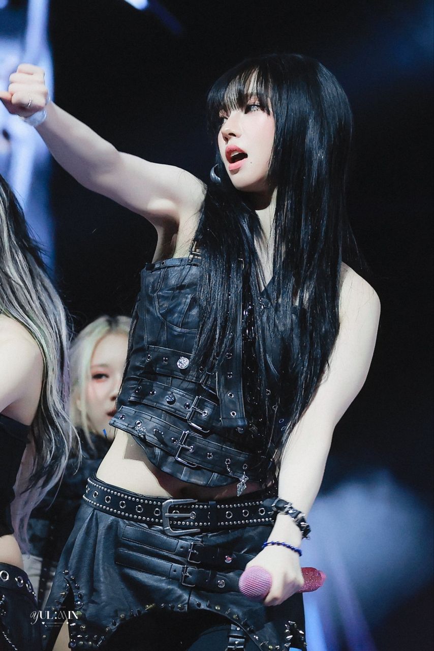 2025 MAMA 에스파 카리나