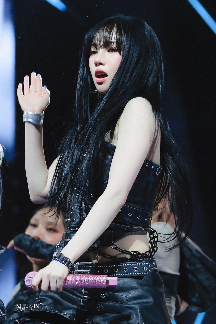 2025 MAMA 에스파 카리나
