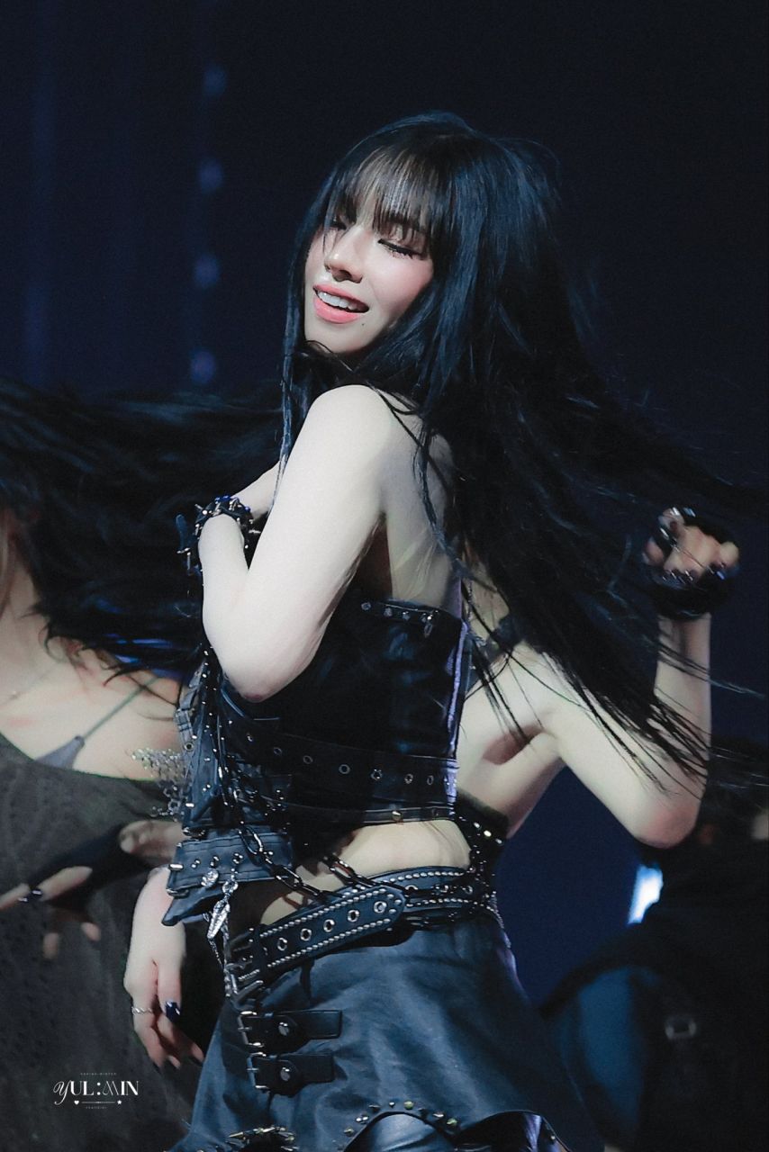 2025 MAMA 에스파 카리나