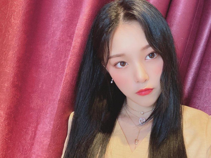 이달의소녀-현진