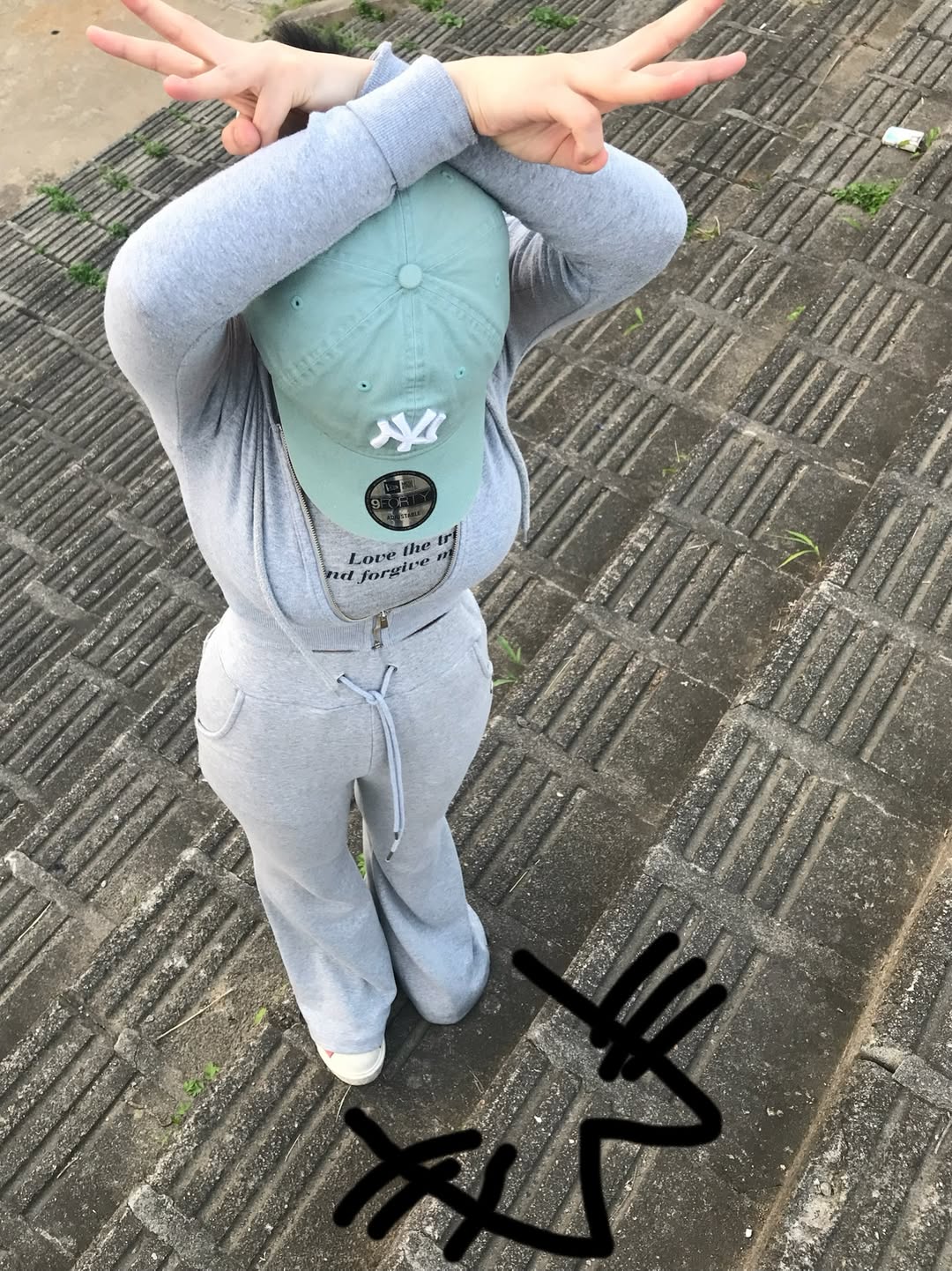 ㅇㅎ?) 땀나면 민망해지는 색
