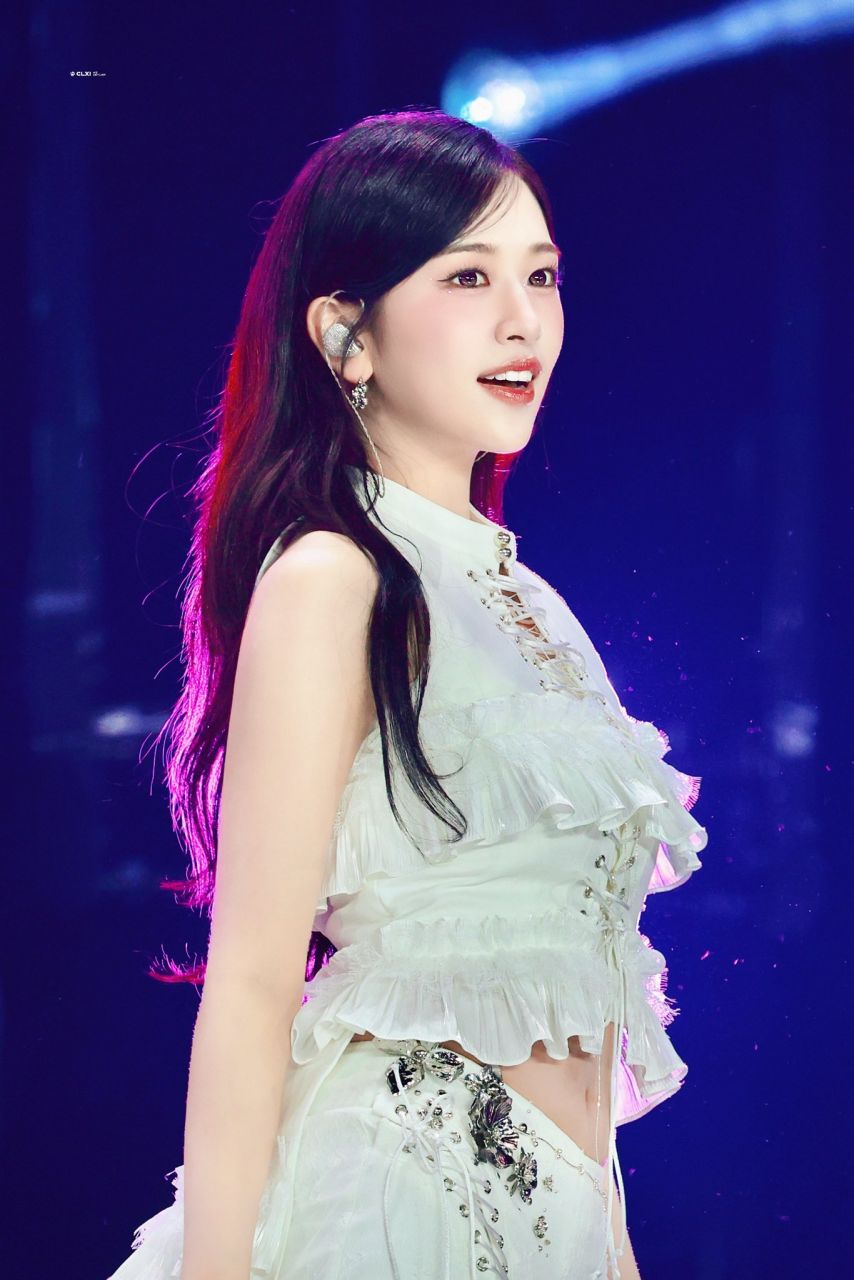 아이브 안유진