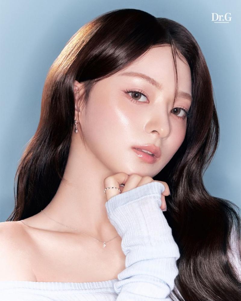 프로미스나인 이나경 Dr.G