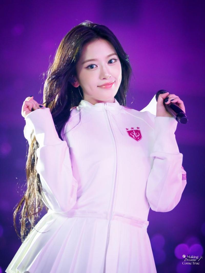 아이브 안유진