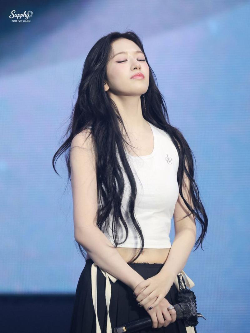 아이브 안유진