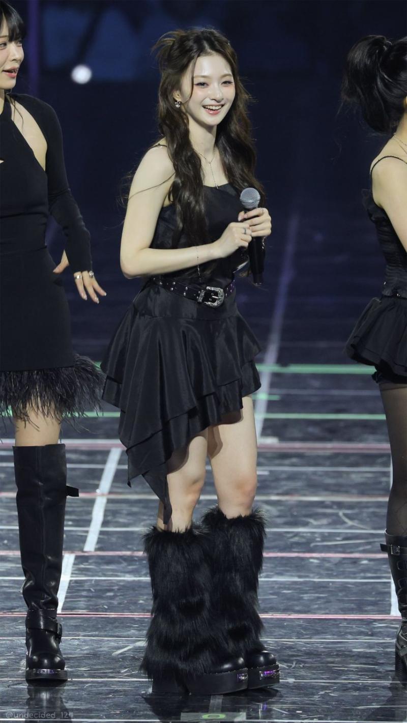 프로미스나인 이나경