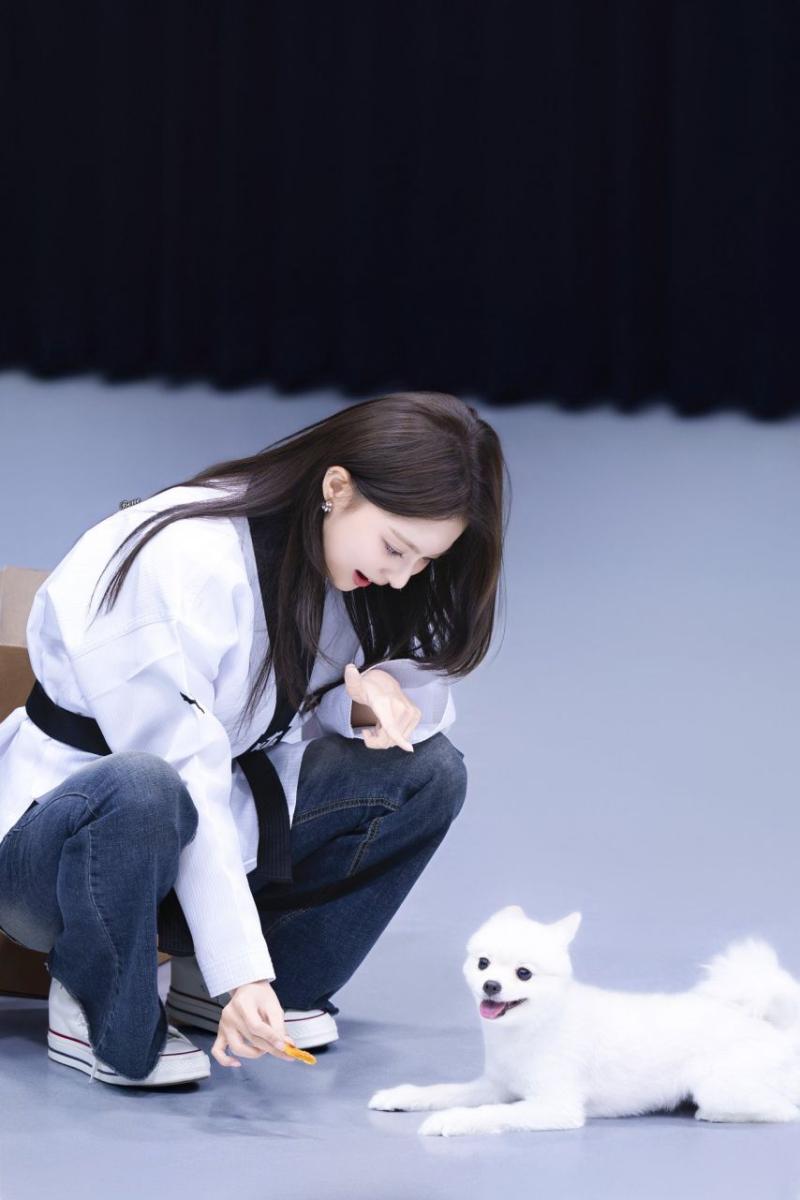 프로미스나인 이나경