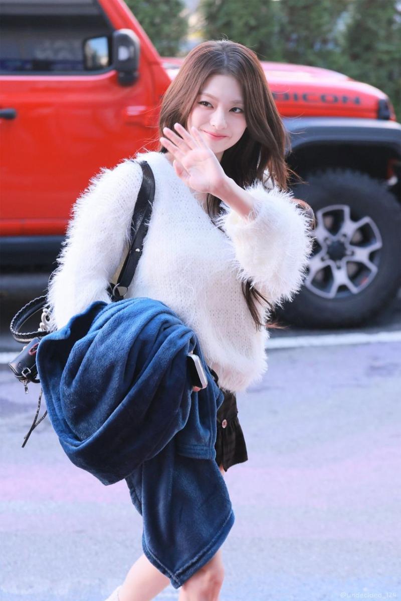 프로미스나인 이나경