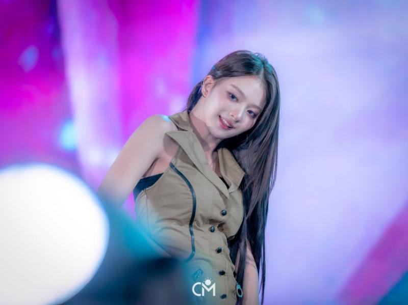 프로미스나인 이나경