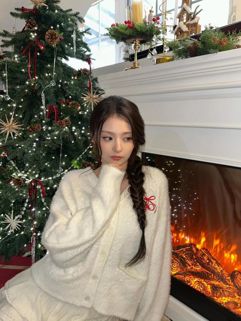 프로미스나인 이나경