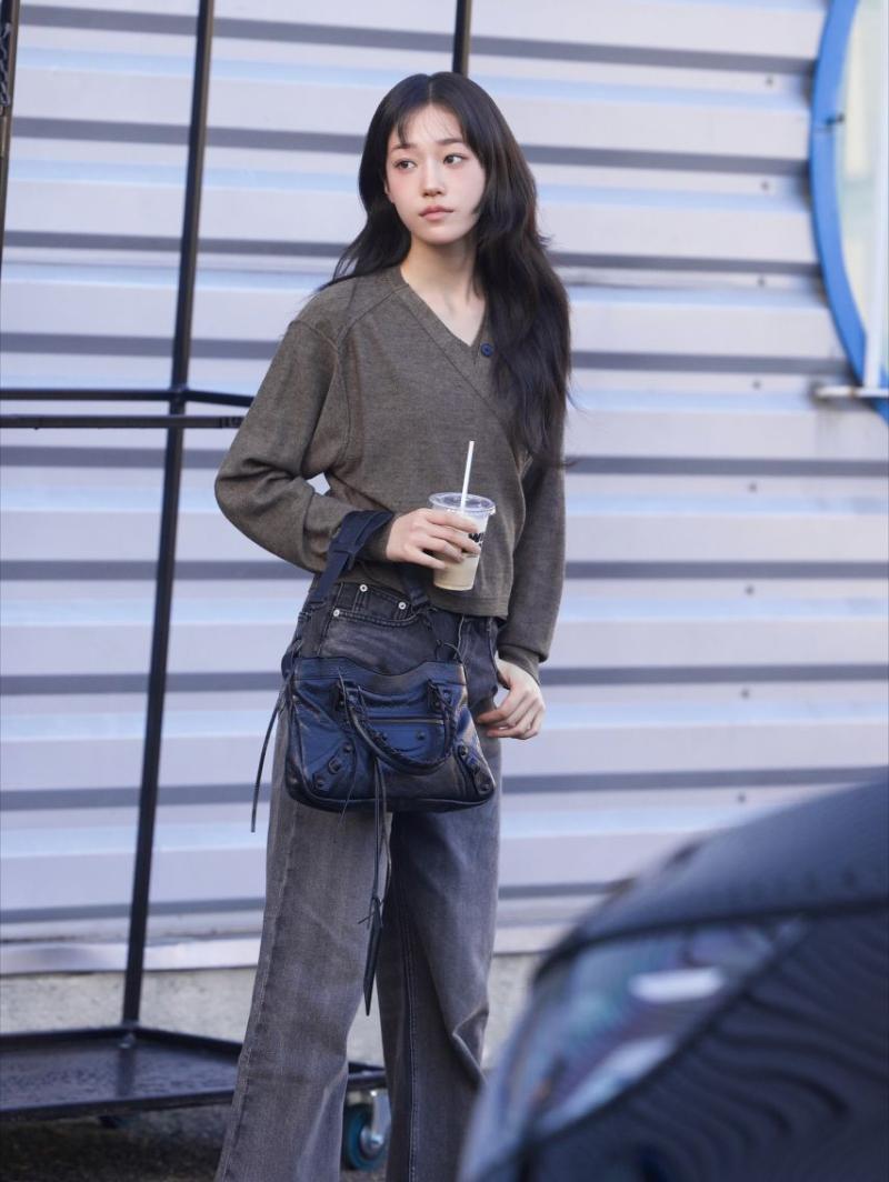 노윤서