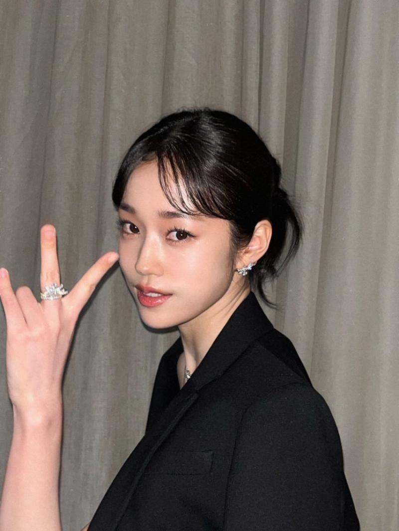 노윤서