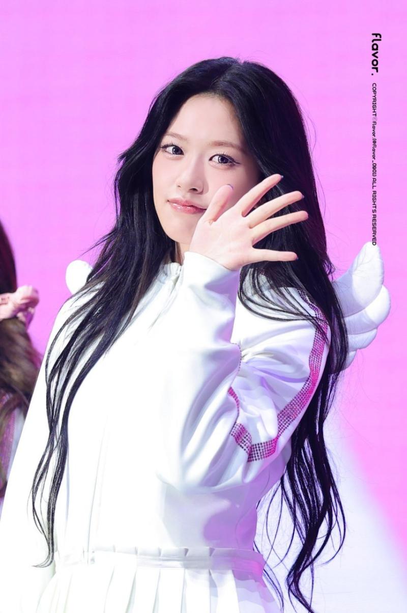 아이브 안유진