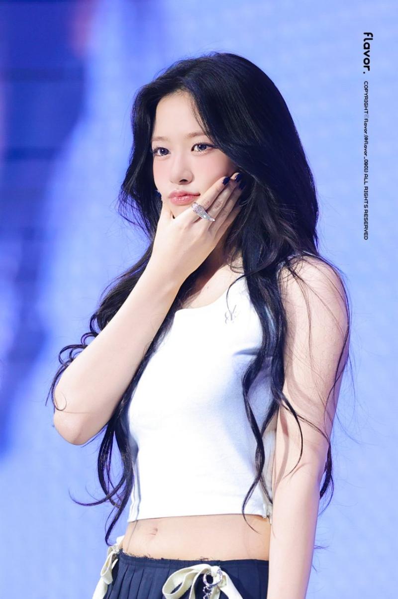 아이브 안유진