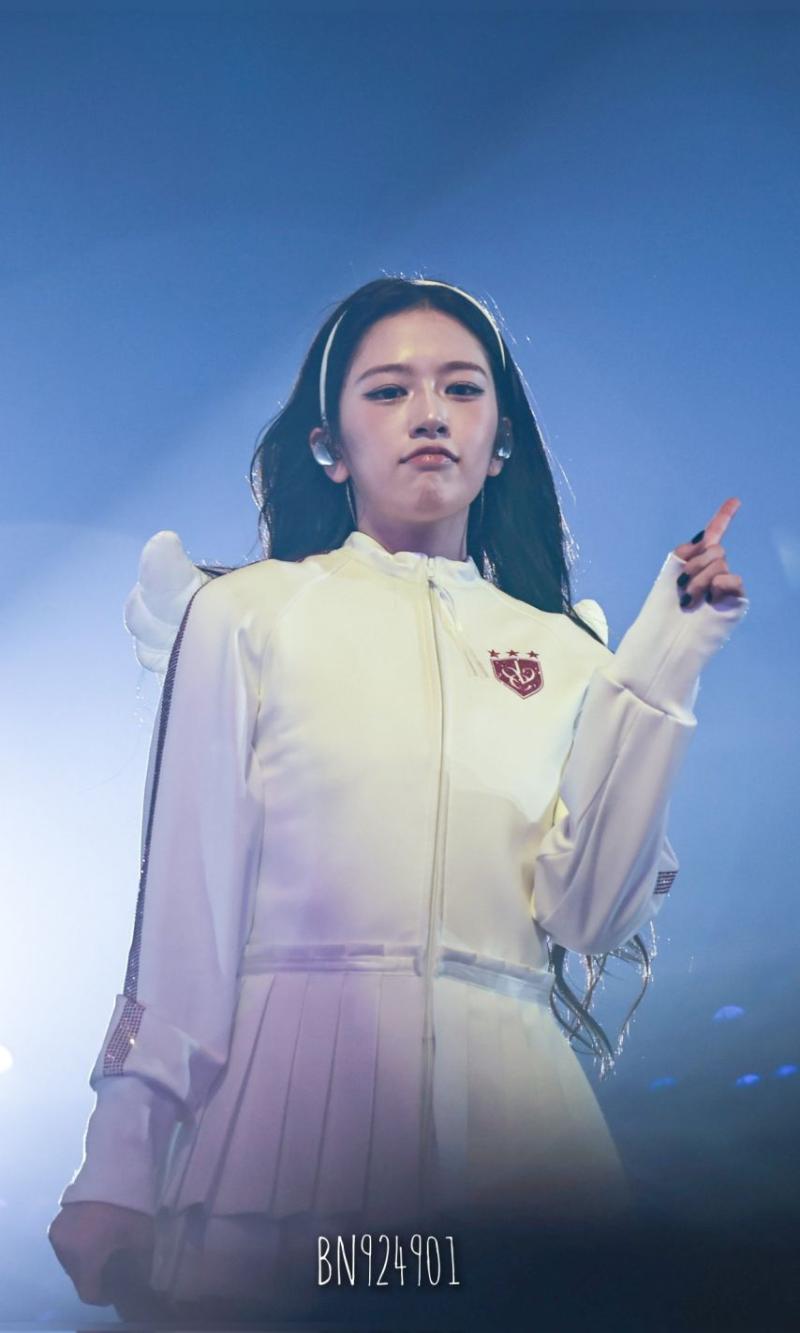 아이브 안유진