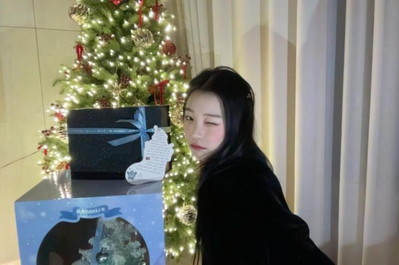 프로미스나인 백지헌