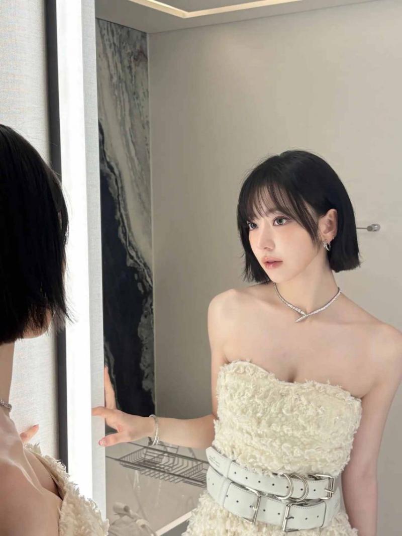 르세라핌 김채원,사쿠라,홍은채