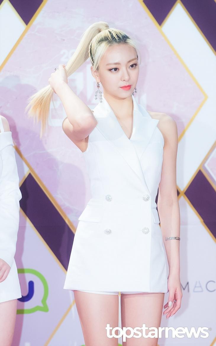 ITZY-유나