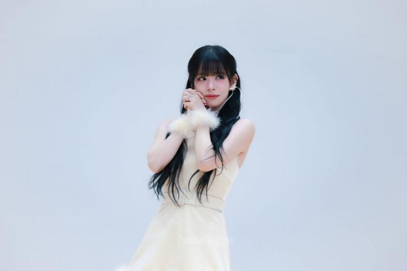 프로미스나인 이채영